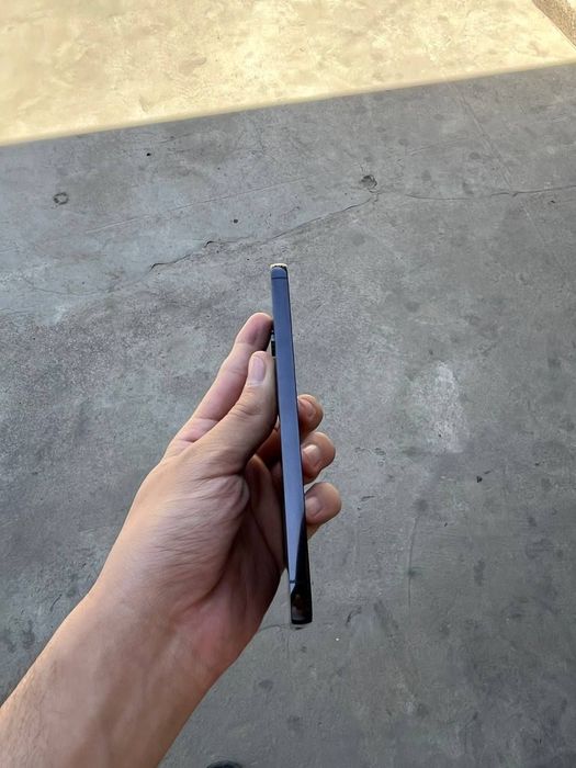 Samsung galaxy s23.  5G