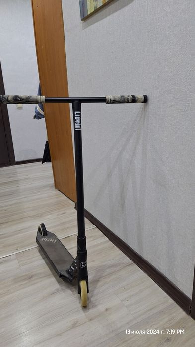 Самокат Limit трюковой парк