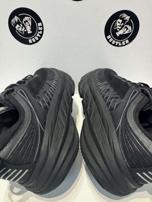 Маратонки HOKA BONDI 7 .Номер 40