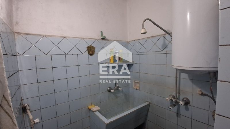 Етаж от къща в ж.к. Родина 1