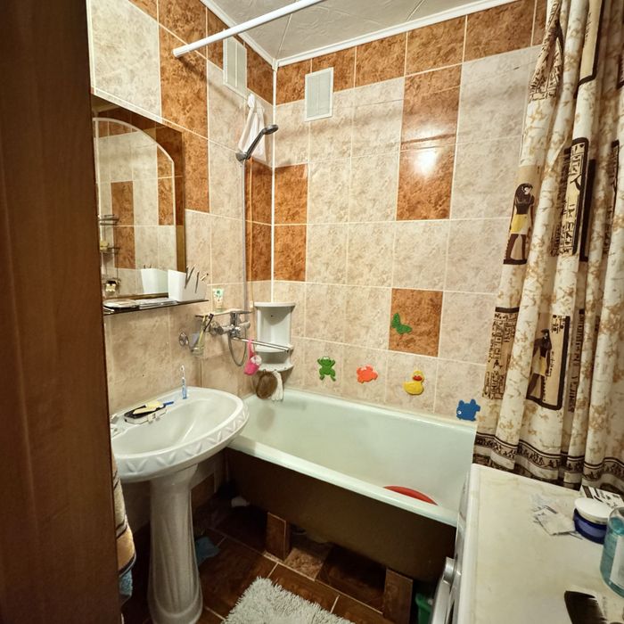 Продам 2комн рвйон с/м Рахат