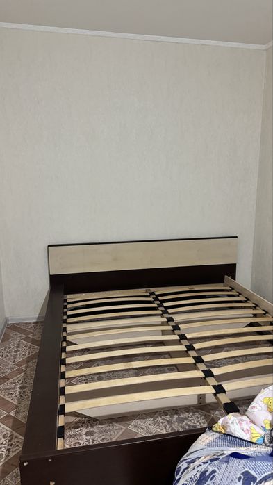 Продам кровать со шкафом