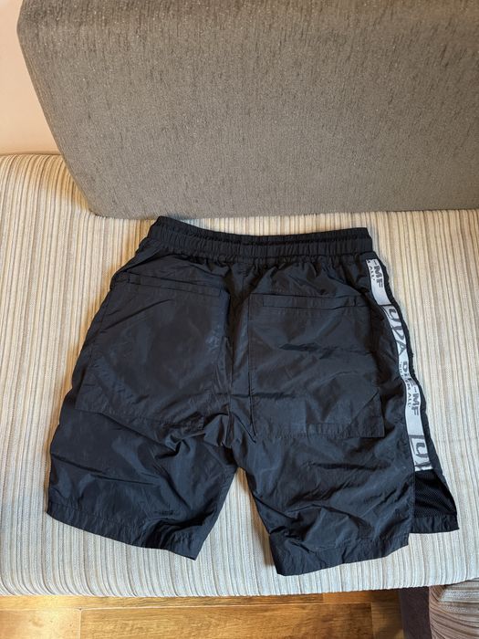 Къси панталони Luda