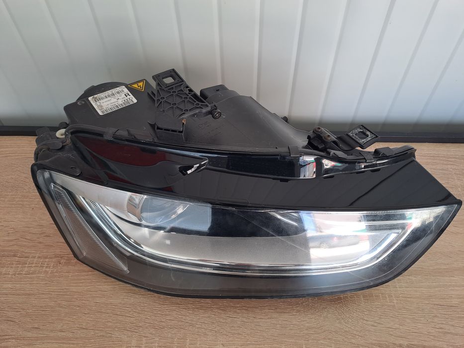 Фар десен за АУДИ А4- 2014 година