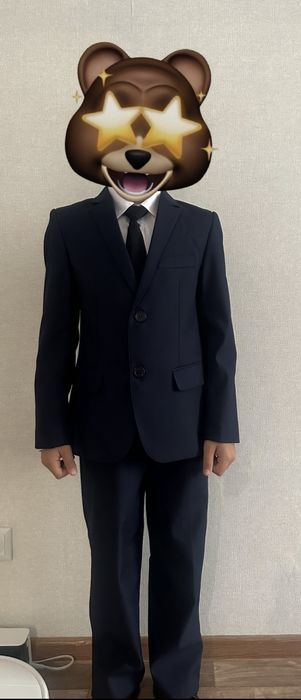 Продам костюм тройка