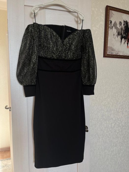 Платье в отличном состояни