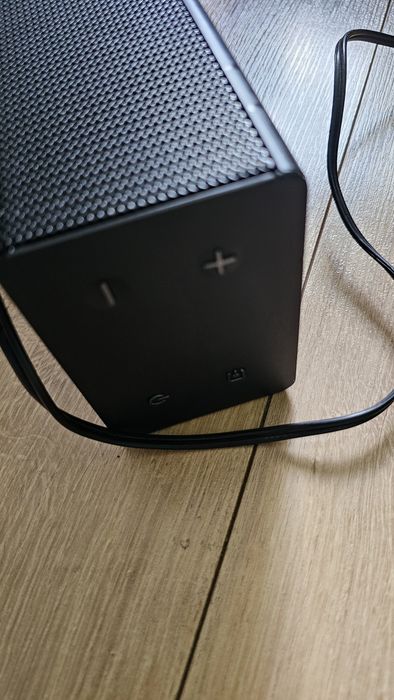 Soundbar Samsung 2.0. Cu Bass integrat.