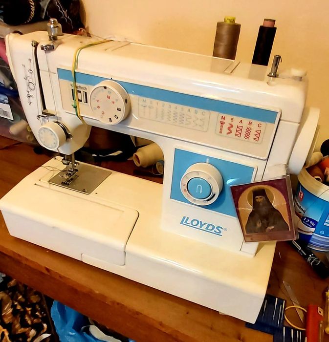 Reparații mașini de cusut