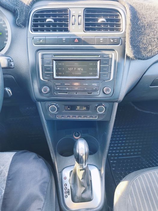 Продам VW Polo на автомате.