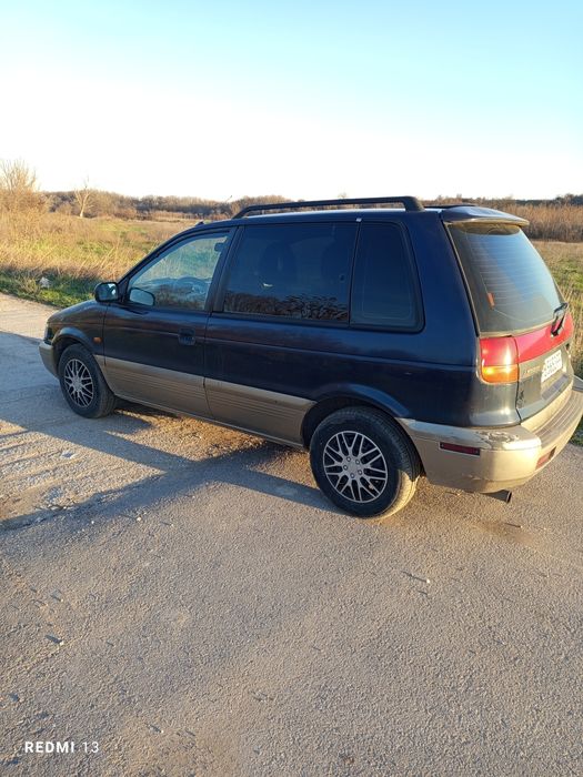 Мицубиши спейс рънарс