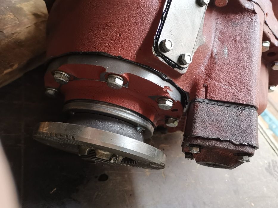 Редуктор Маз среднего моста овал 24х15