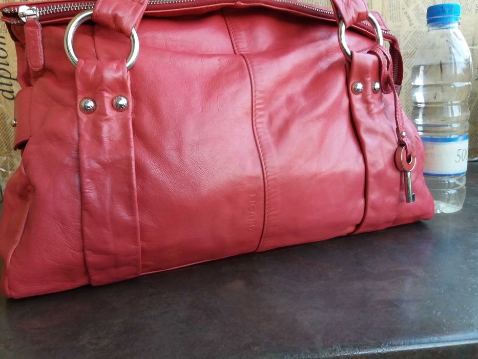 дамска червена чанта PICARD,кожена- естествена кожа