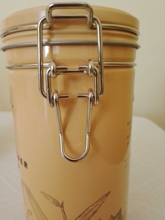 Кутии за съхранение, фруктиера