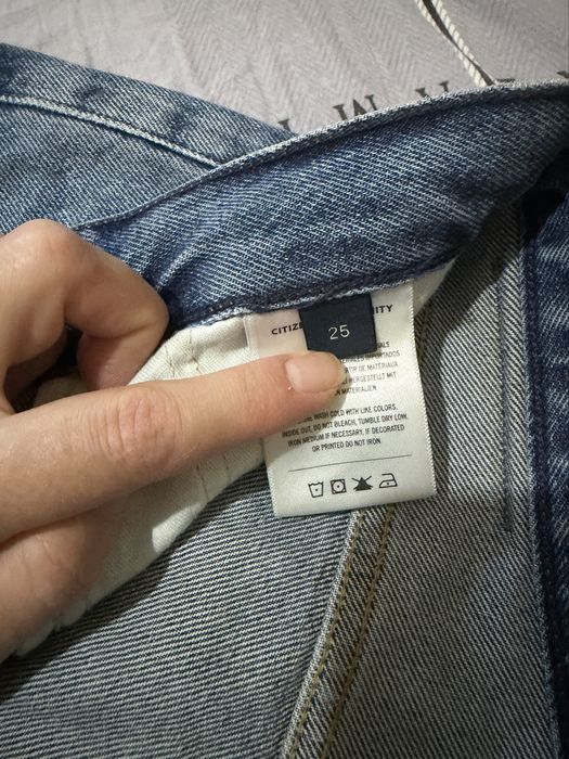 Продам джинсы на средней посадке, в хорошем состоянии!