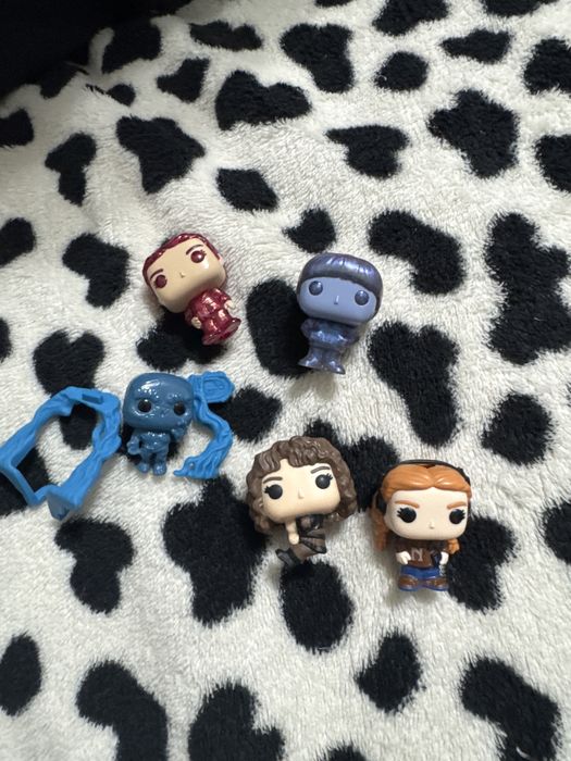Фигурки stranger things kinder joy