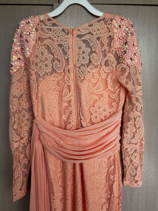 Официална рокля (бална)