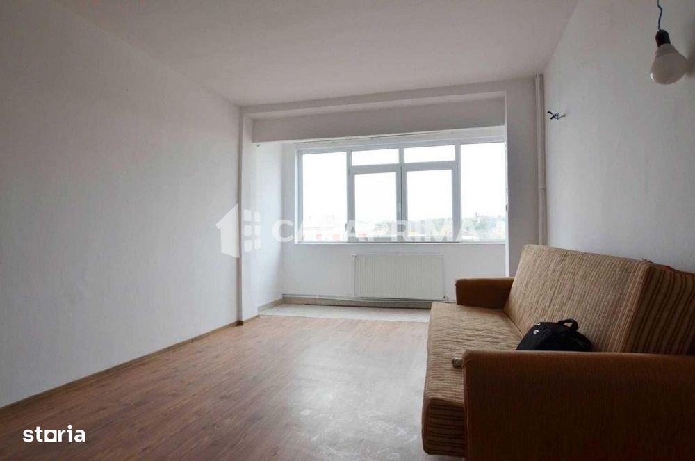 Apartament 2 camere Podu Ros, etaj intermediar, mutare imediata