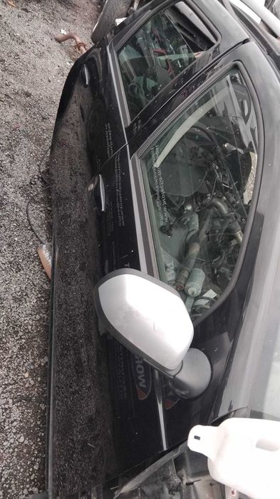 Usa dreapta fata/spate Dacia Duster an 2010