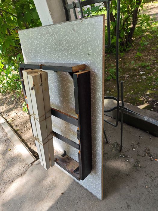 Стол кухонный 115-70см  обеденный станция метро Москва