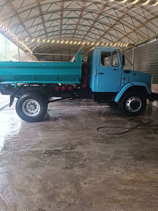 Zil bichoʻk sotiladi