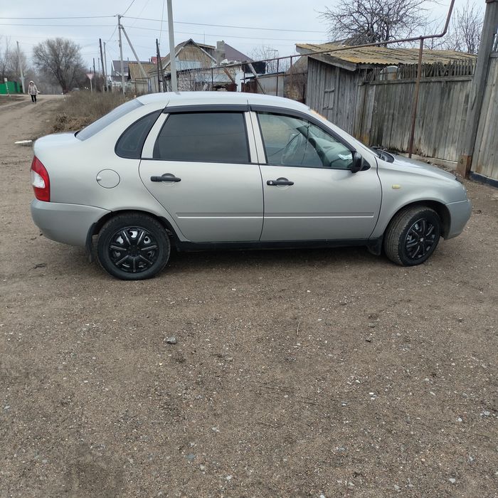 Продам машину Калину