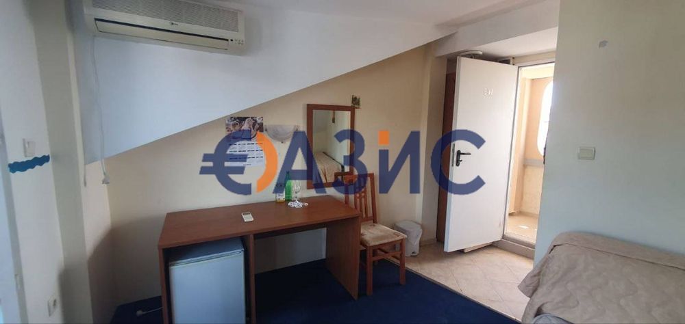 Продава се Едностаен апартамент в к.к. Слънчев бряг - 39 кв.м за 936 €/кв.м - Снимка #12