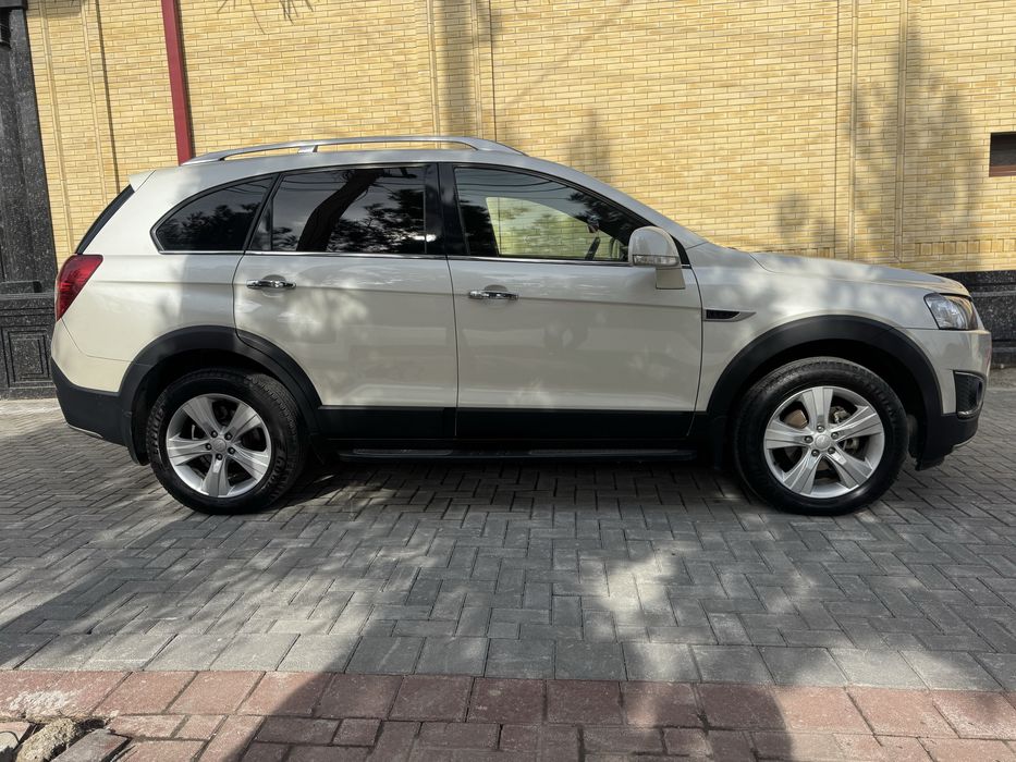 Срочно каптива 2 сотилади