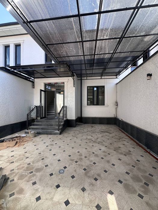 Sergeli xonobod sultonobod mahalla 1.3 sotix 5 xona+padval