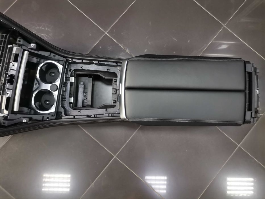 Централна конзола с подлакътни и други компоненти за BMW 8 G14 G15 G16