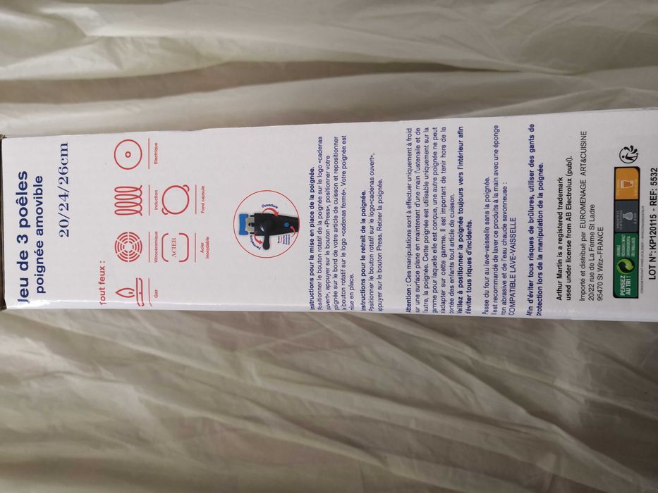 Комплект тигани Arthur Martin 4 части, с подвижна дръжка Inox 18/10