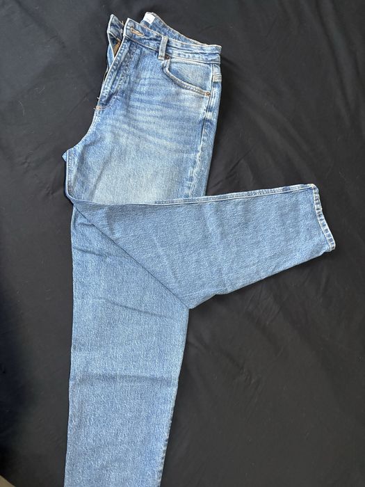 Чисто нови дънки на “RESERVED”, 40 номер