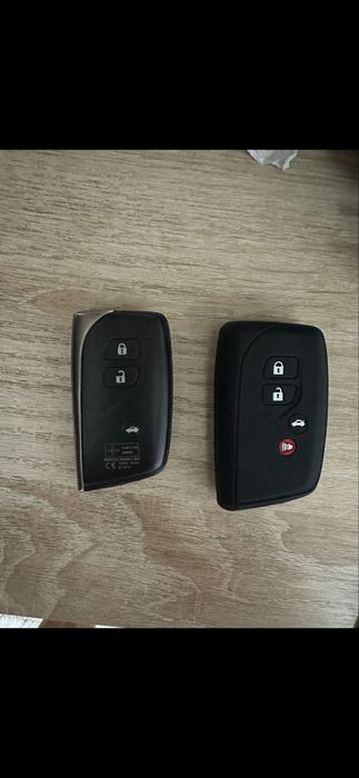 Ключи от Lexus LS 460.