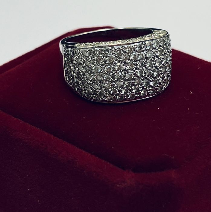 Дамски пръстен бяло злато и брилянти