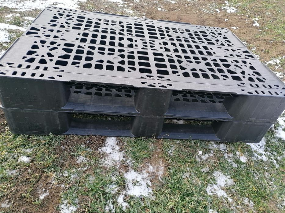 Paleti de plastic 80x120x15