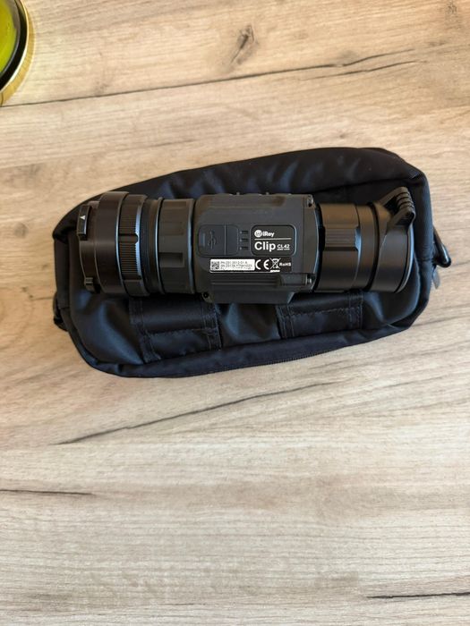 Vând termoviziune clip-on InfiRay Cl42