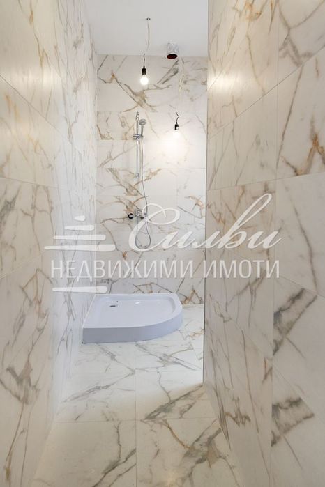 Продава се Тристаен апартамент в Шумен, Болницата - 114 кв.м за 1200 €/кв.м - Снимка #5