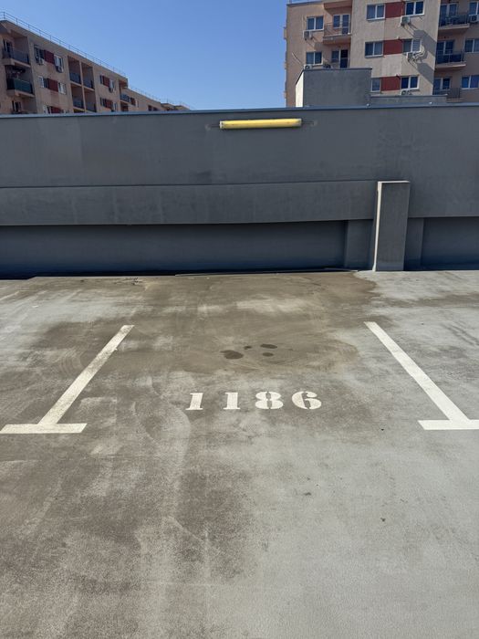 Închiriez 2 locuri de parcare Palladium Residence – 150 lei/lună | 20 lei/zi
