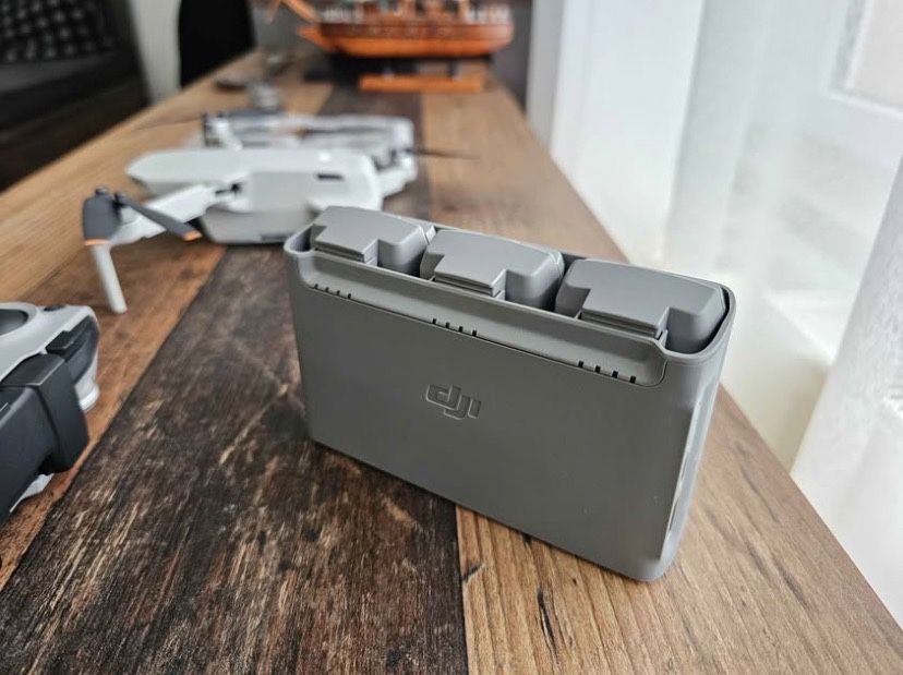 Drona Dji mini 4k