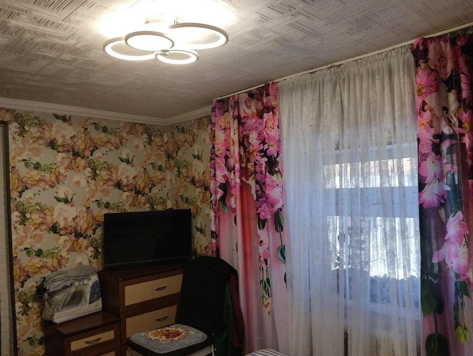 Продам большую зимнюю дачу