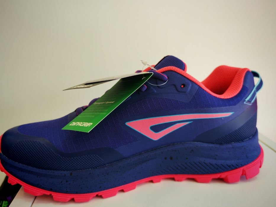 Дамски качествени маратонки Karrimor Tempo и Verge