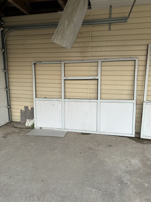 Продам витражи пластиковые