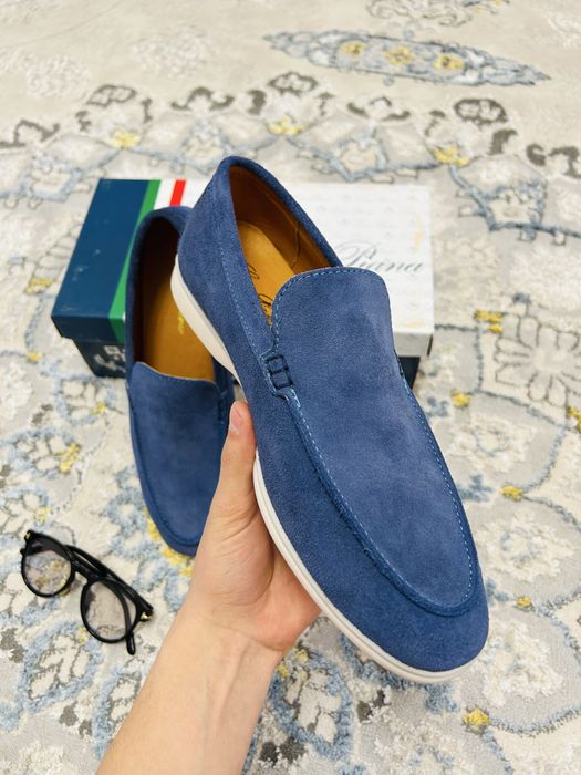 LORO PIANO  наличии