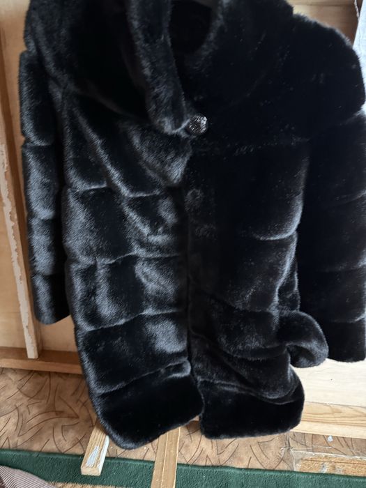 Шуба сатылады  б/у состояние жақсы