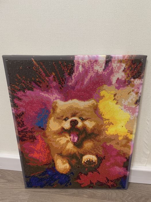 Продаю самодельные картины из стразов