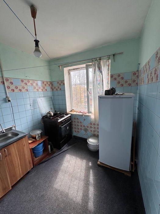 Продаётся 2х ком 4 этаж в районе микрорайоне