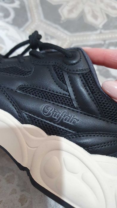 Нови маратонки Buffalo