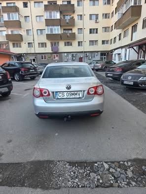 Vând wv
Mai multe d