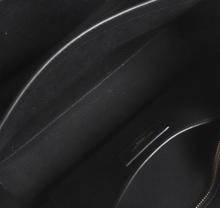 Оригинална чанта Yves Saint Laurent