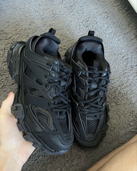 Balenciaga Track Black