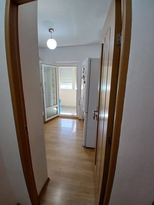 Vand Apartament 2 cam. Ansamblul Buzaului Decomandat.